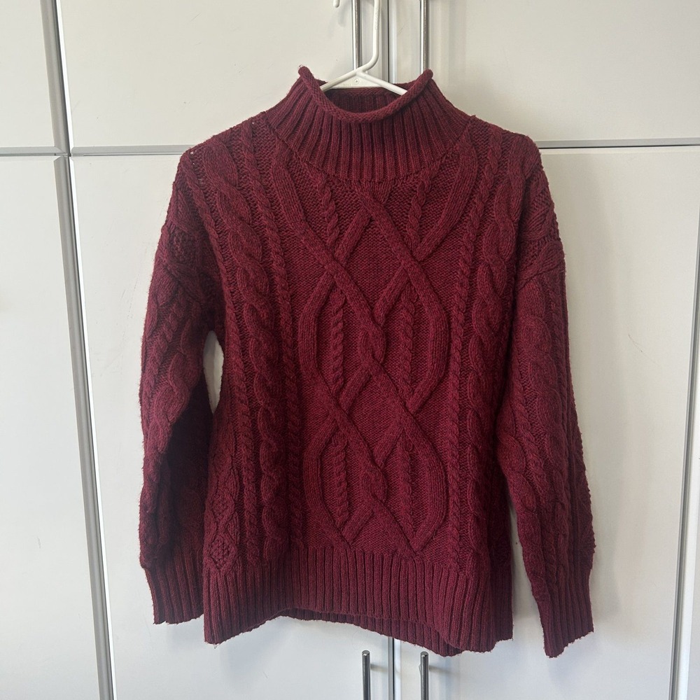 LL Bean Mens Burgundy Red Cable Knit Mock Neck Sweater Size M Regular